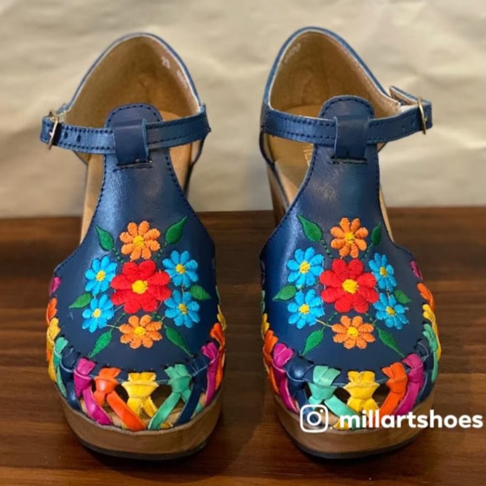 Hand-made Mexican huarache platform shoe